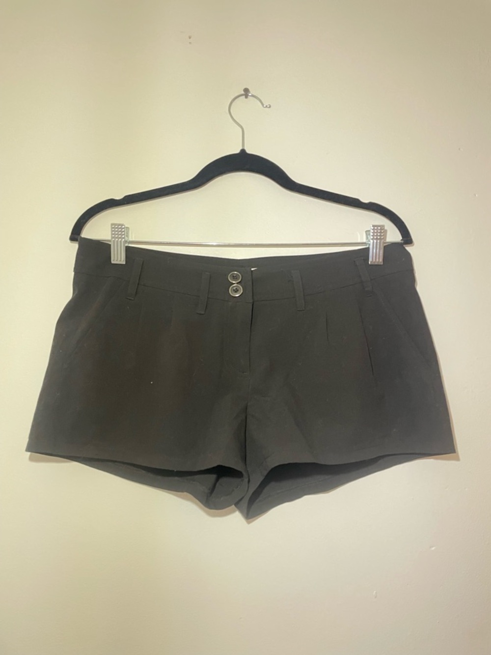 Candie's Black Tailored Bermuda Shorts